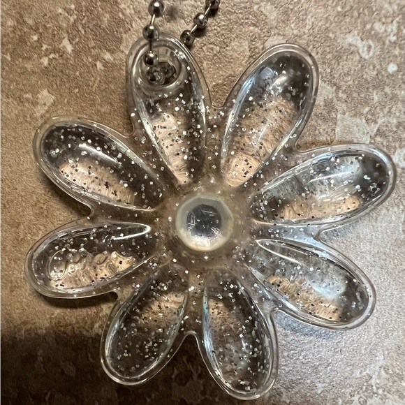 Coach Clear Resin Daisy Keychain/Bag Charm with Silver Ball Chain - Picture 2 of 2